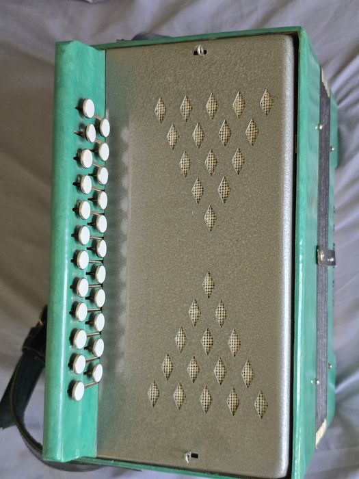 Гармонь Кубань, зеленая