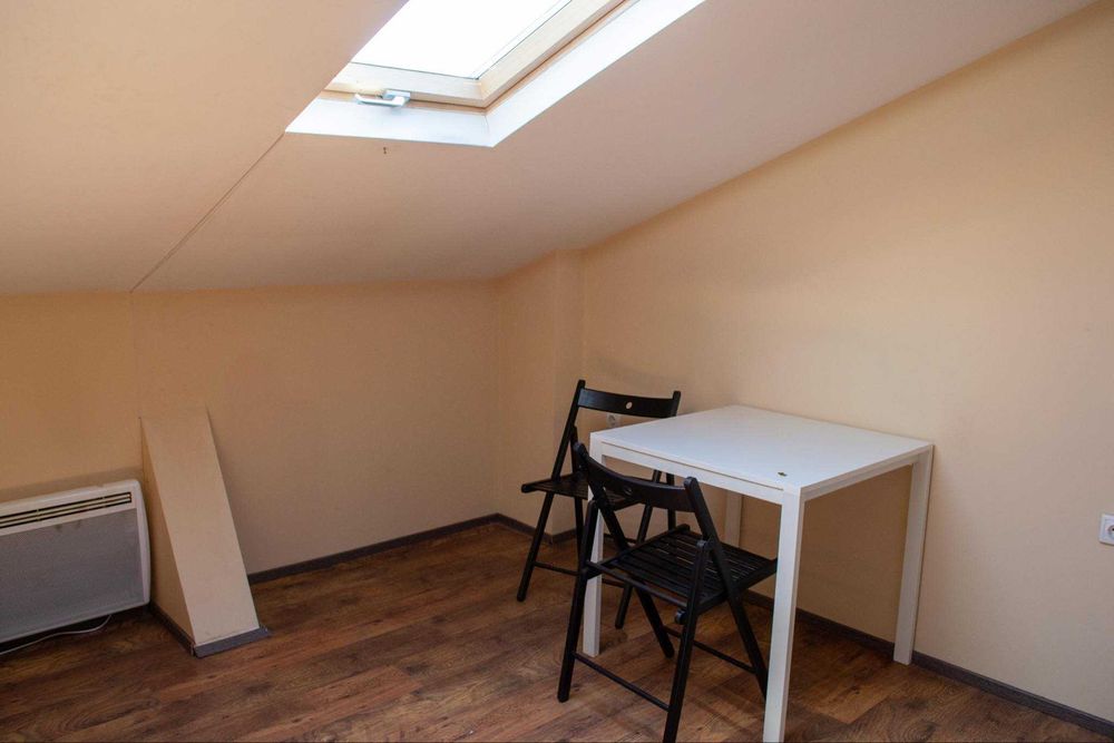 Дава се под наем Едностаен апартамент в София, Център - 30 кв.м за 298.86 € - Снимка #3