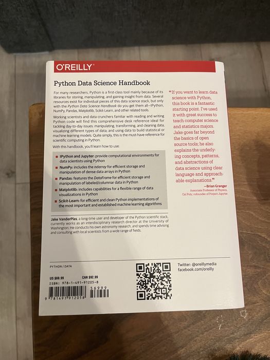 Лот книги - Python - програмиране и наука за данните