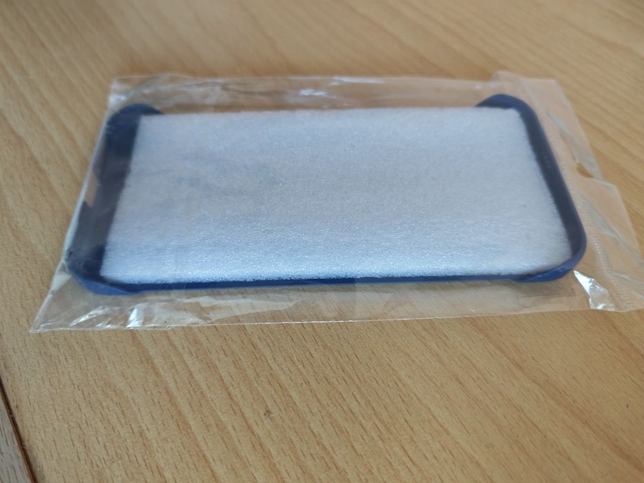 Poco F8 Pro кейс