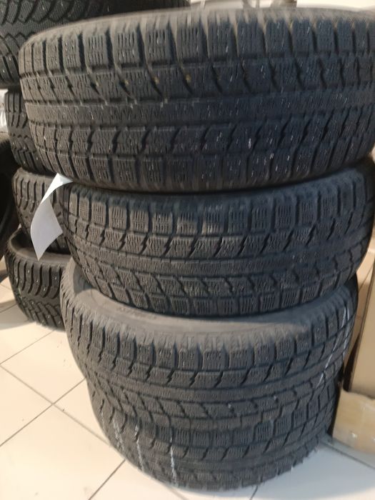 Продам резину  комплект