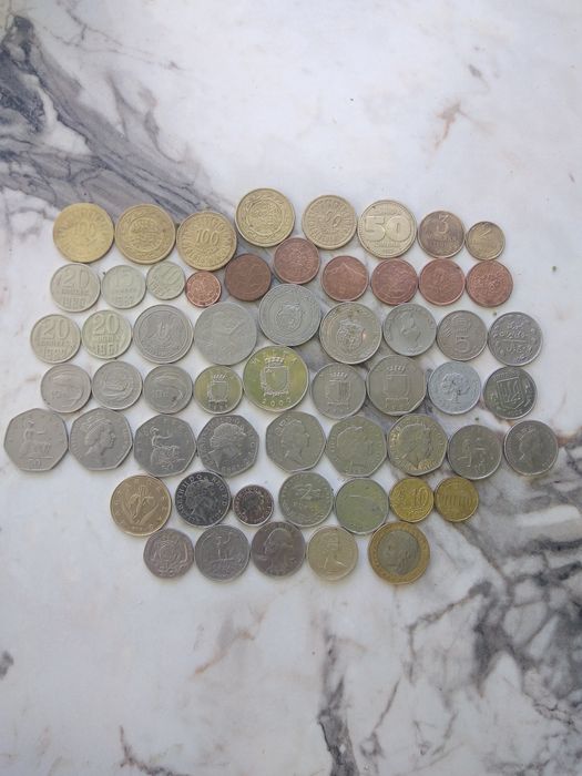 Bacnote și Monede de colecție românești și străine!