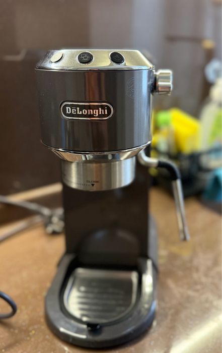 Кафемашина DeLonghi Dedica Arte EC885.GY