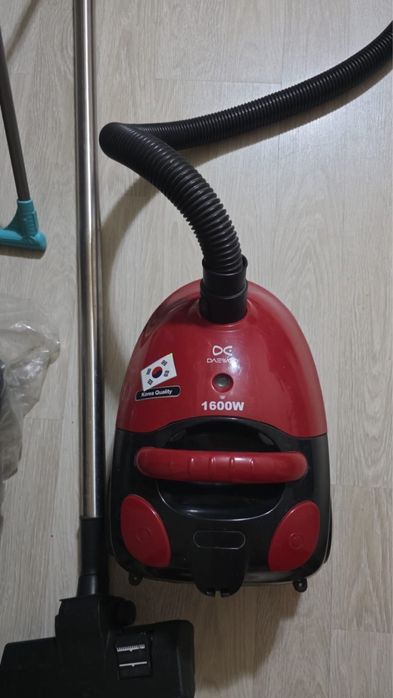 Продам хороший пылесос