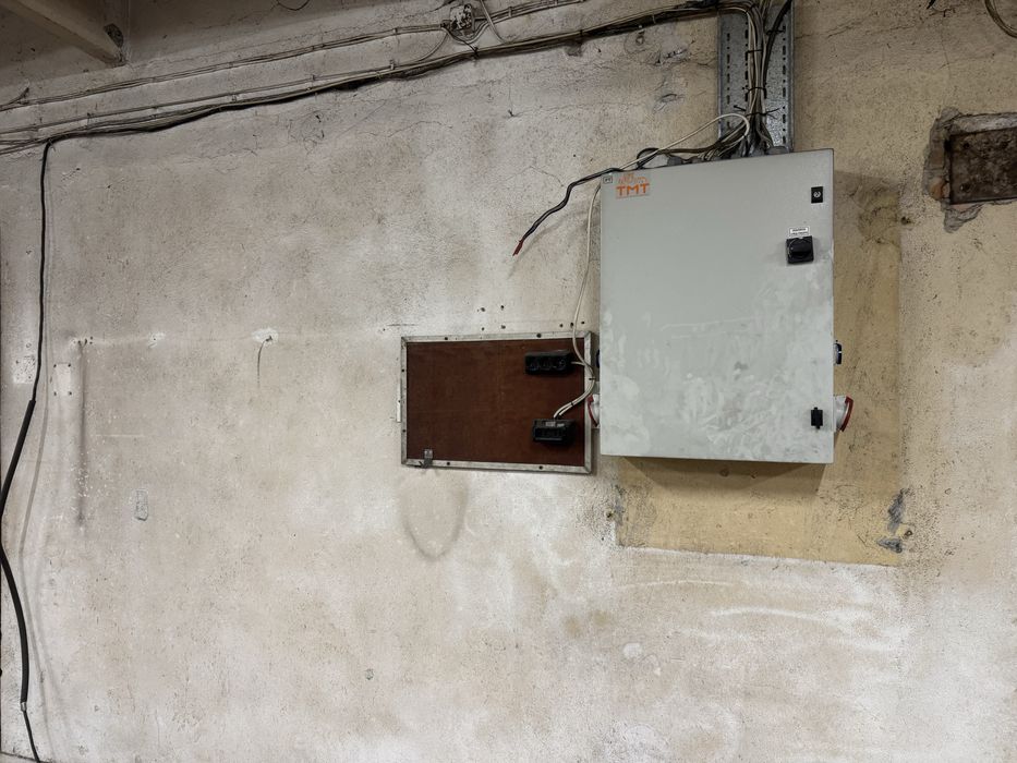 Дава се под наем Промишлена сграда в Пловдив, Индустриална зона - Тракия - 136 кв.м за 408 € - Снимка #4