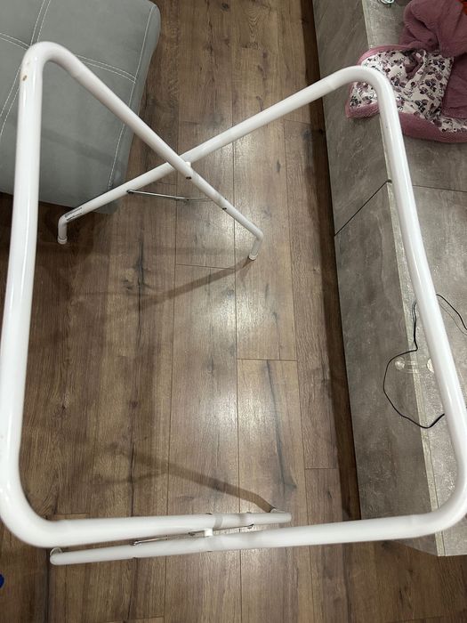 Корито със стойка Chipolino