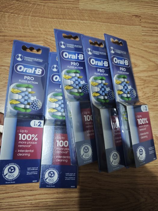 Оригинални накрайници Oral-B PRO Floss Action – нови, запечатани
Ориги