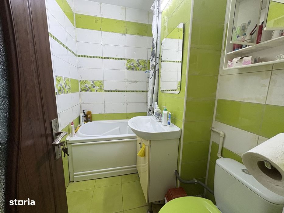 Tatarasi! Studio, 35mp,bloc apartamente,balcon,bucatarie separata!
