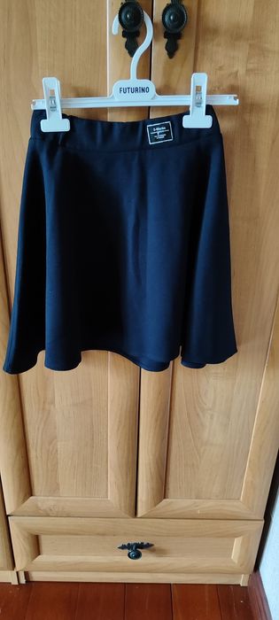 Продам школьную форму на девочку 7-8 лет