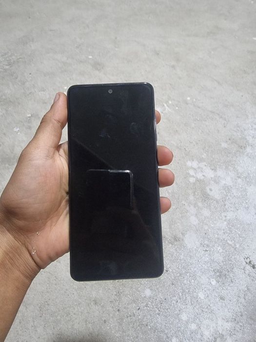 Samsung galaxy a51 sotiladi