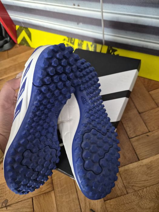 Бутонки Adidas 35 номер