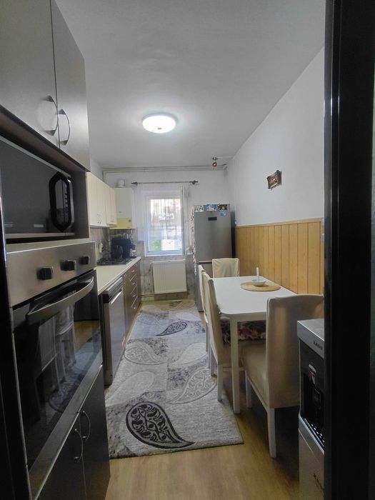 Apartamente de vanzare
