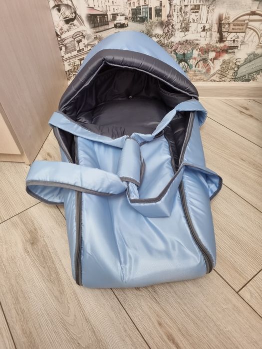 Продам детскую переноску