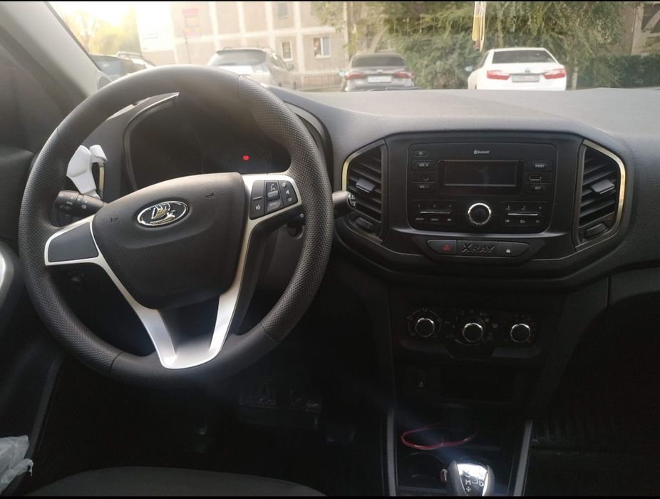 Lada XRAY продам