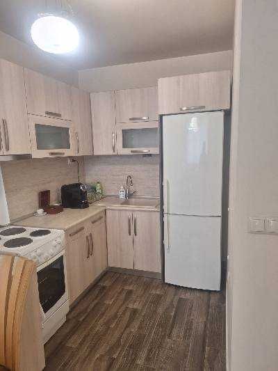 Дава се под наем Двустаен апартамент в Благоевград, Освобождение - 55 кв.м за 51 € - Снимка #2