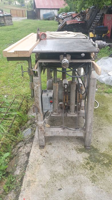 Vind abrit cu circular