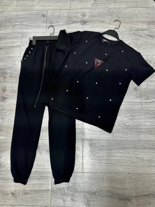 Compleu damă diferite modele