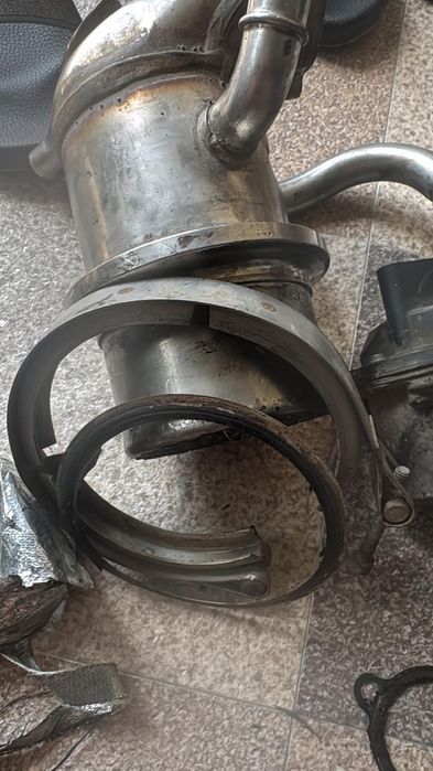 Răcitor egr + egr și coliere 04L131512BR 04L131455 04L131501M
