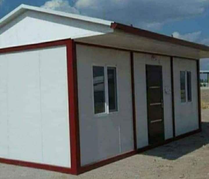 Vand containere stil casute din panouri sandwich 6.5*4.3m