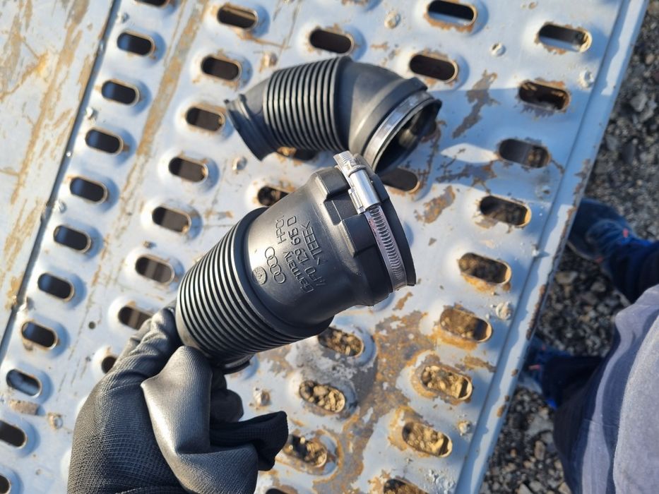 Маркуч за турбо за Ауди А6 Ц6 4Ф 3.0 тди 224,233, 2.7 тди 180 кс