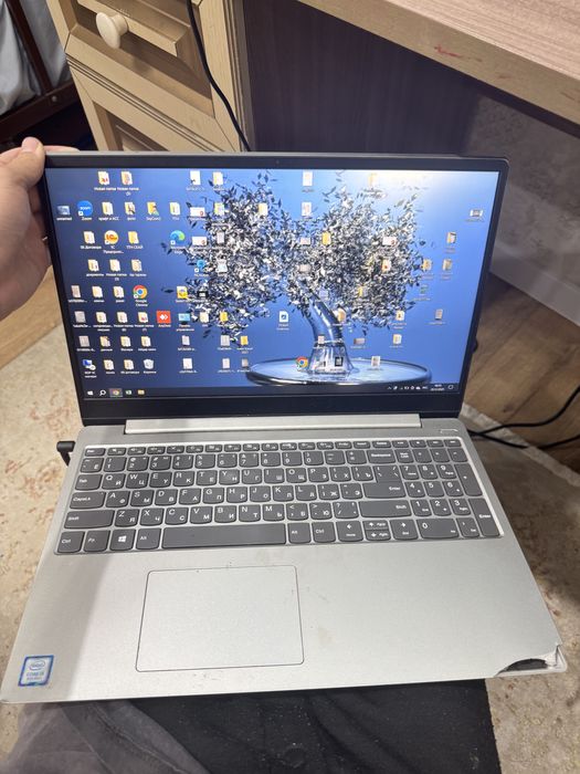 продам ноутбук леново