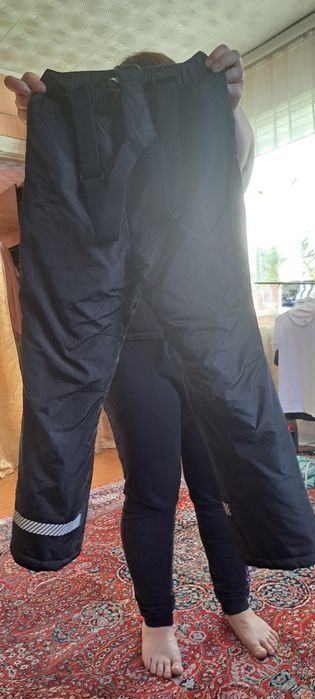 Куртка с теплыми штанами.