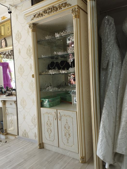 Готовый мебель. Для свадебных салонов