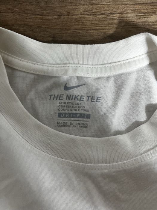 Футболка Nike tee