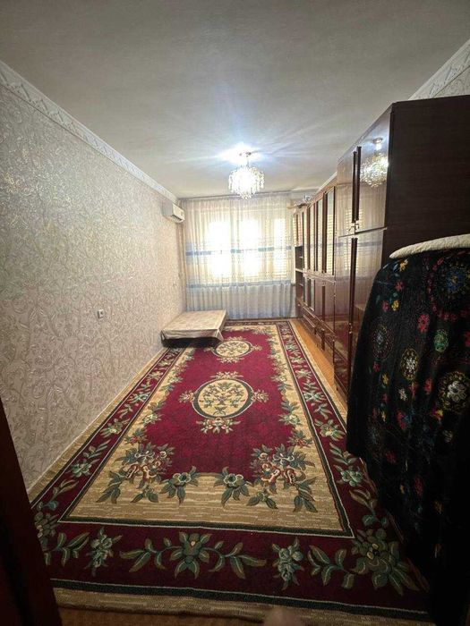4 xonali kvartira sotiladi, 2-etaj, 5 etajlik