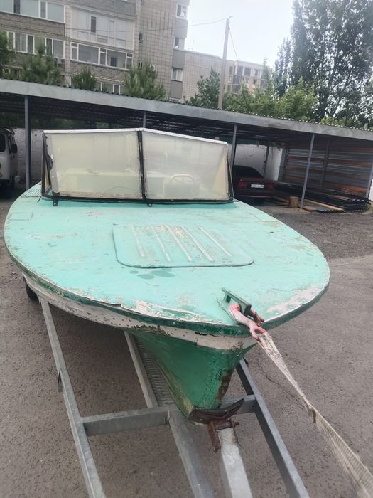 Продам катер Амур