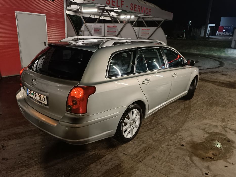 Toyota avensis 2l diesel