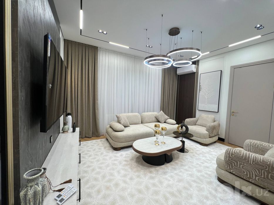 Nukus Avenue продается 4 комнатная квартира ремонт Глинка