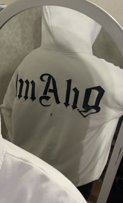 Белое зипхуди оверсайз