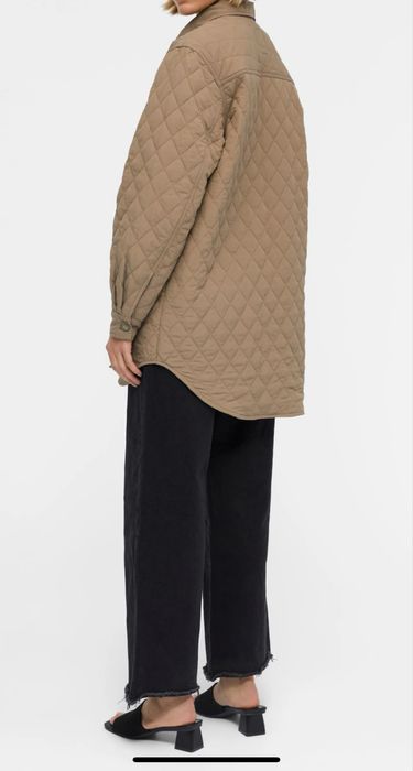 Преходно Object, размер С