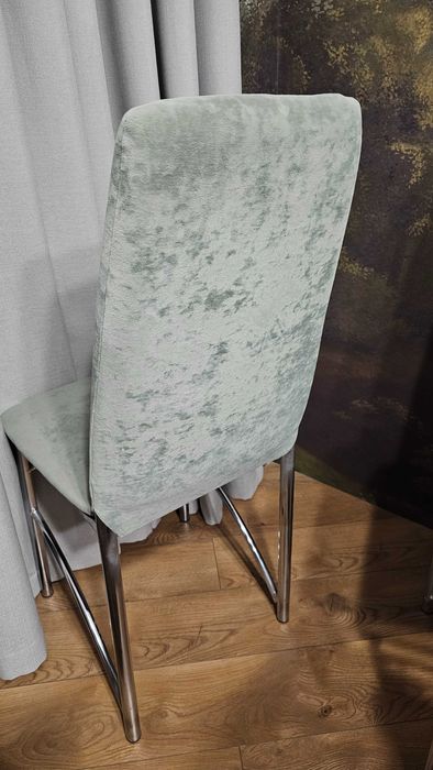 Стулья 16шт. Очень легкие удобные