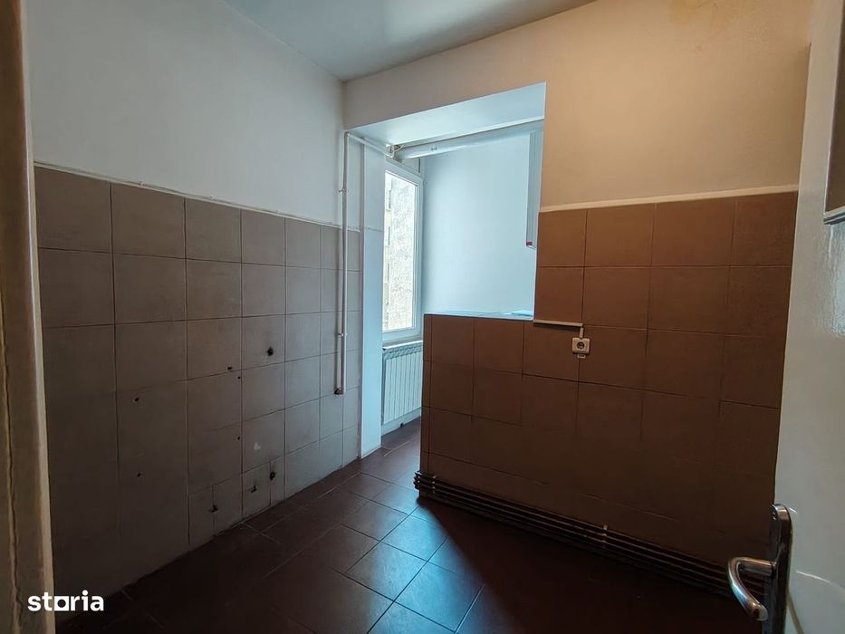 Piata Romana  4 camere stardal