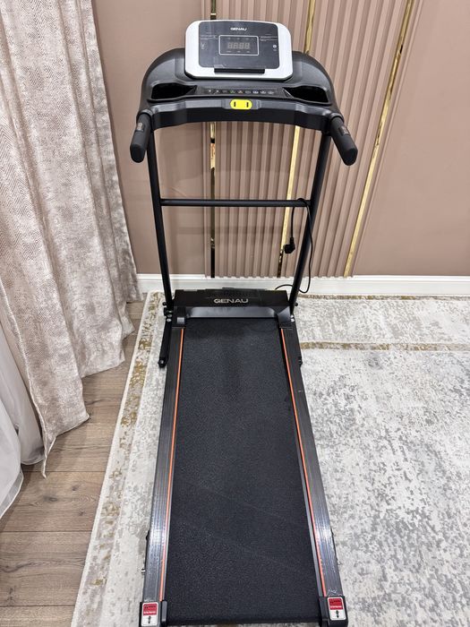 Беговая дорожка genau