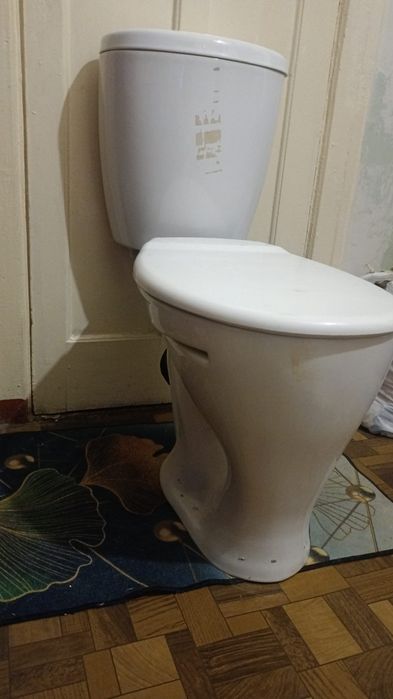 Продам Унитаз б/у