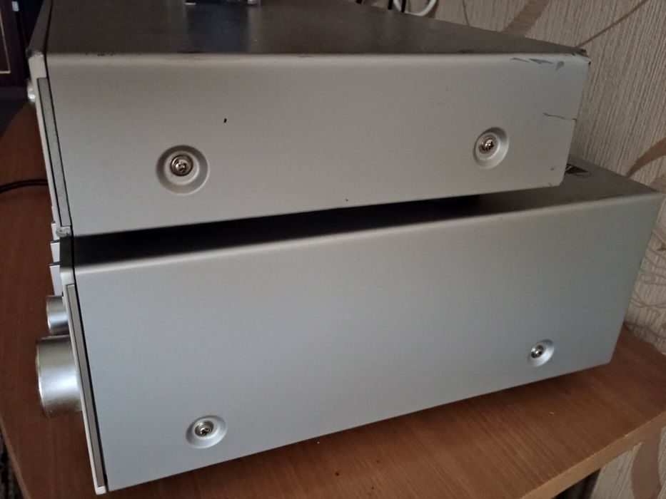 Продавам Yamaha R-S 300