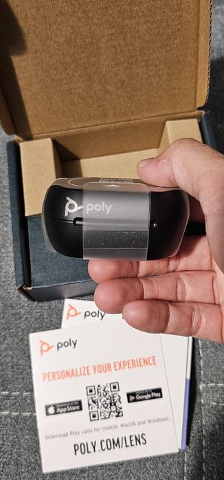 Casti Poly by HP Voyager Free 60+, USB-C Bluetooth, Gray