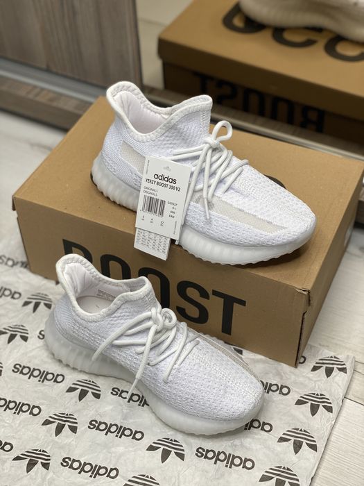 Adidasi YEEZY BOOST 350 V2