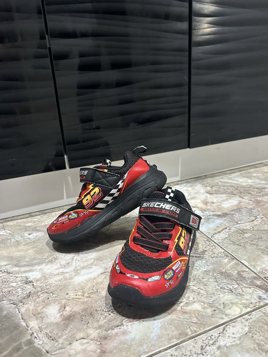 Маратонки Skechers