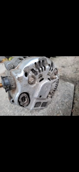 Генератор Toyota Aristo 147