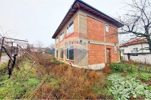 Продава се Къща в с. Звездица, Област Варна - 209 кв.м за 838 €/кв.м - Снимка #1