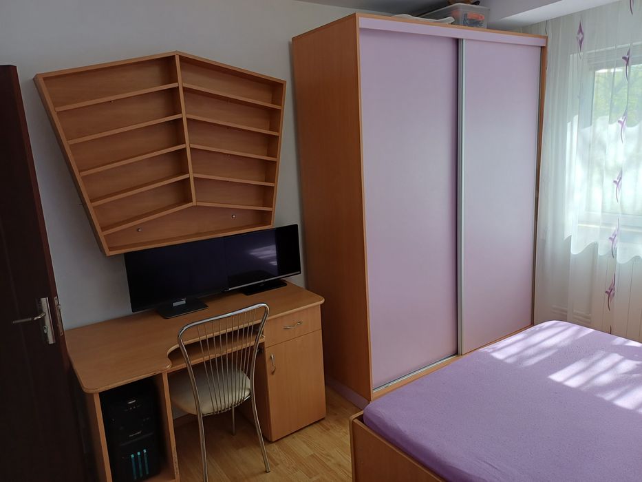Mobilier dormitor complet-pat, saltea, sifonier, birou,comoda,noptiera