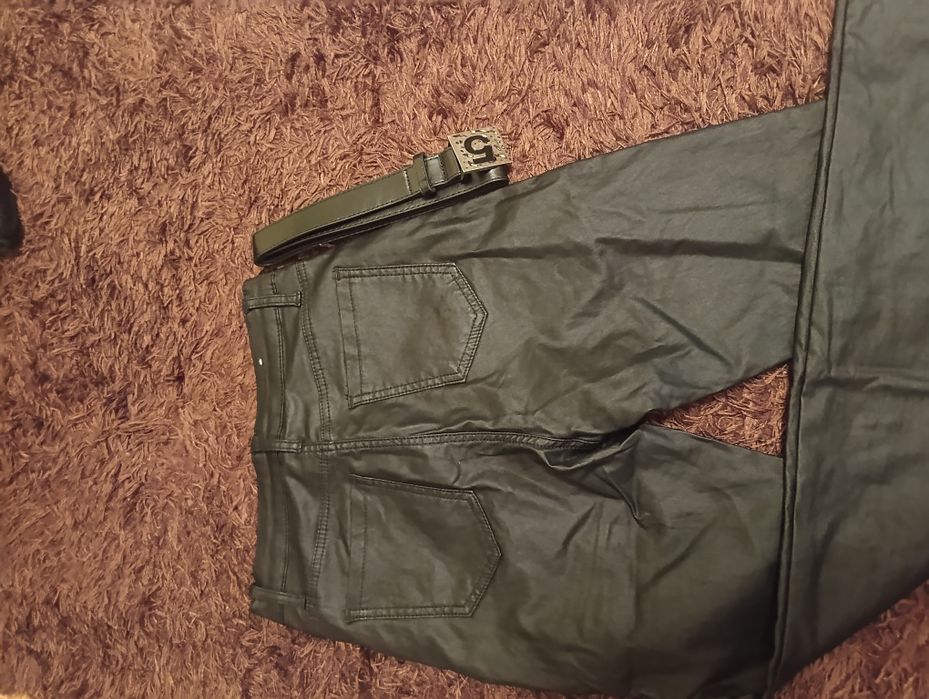 Дамски панталон по тялото