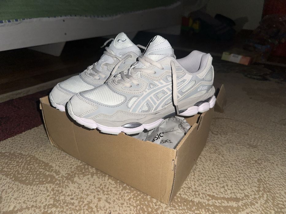 Asics gel nyc shoes