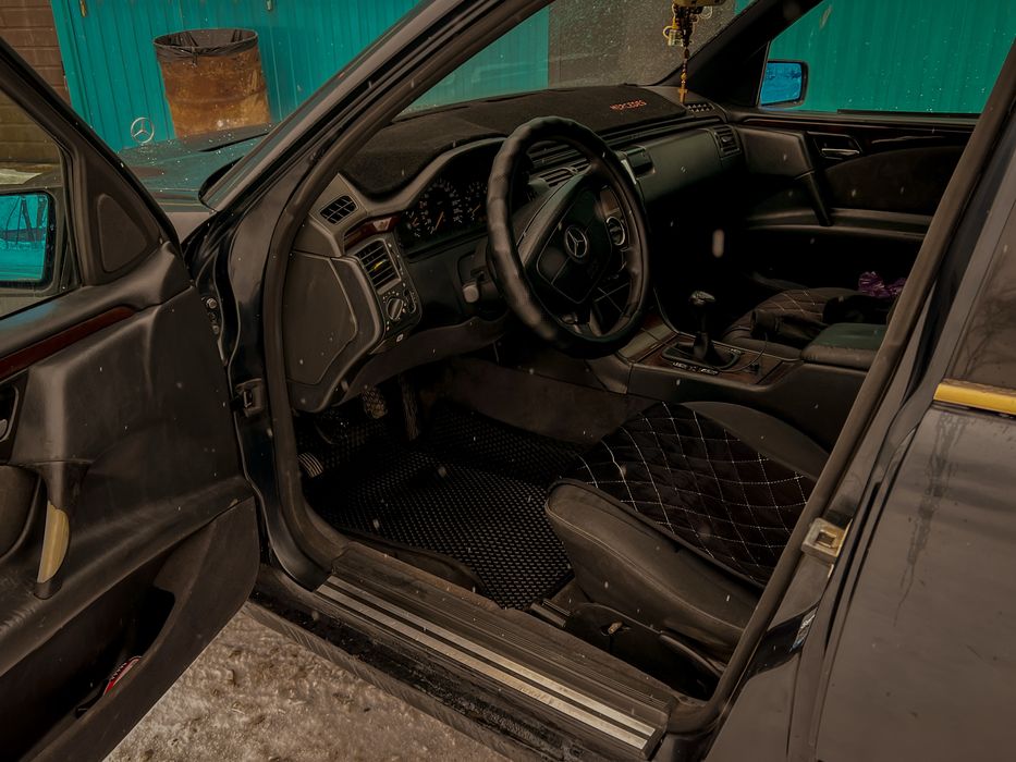 продам Мерседес бенз w210