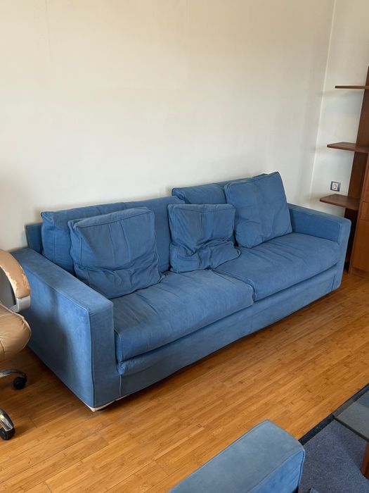 Диван заедно с фотьойл