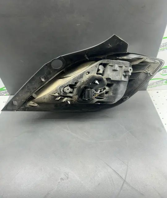 Lampa / Tripla stop stanga pe aripa Opel Astra 2005